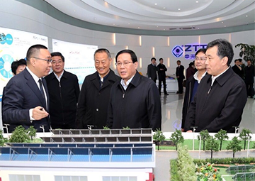 中共中央政治局常委、国务院总理， 时任江苏省委书记李强调查腾博汇游戏官网科技