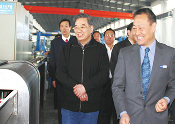 第十一届全国政协副主席李金华调查腾博汇游戏官网科技